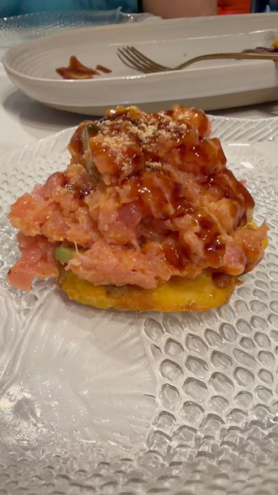 Ceviche Tempura - Toston Tartar de tuna y salmo - Peruvian Near Me - Miami, Florida