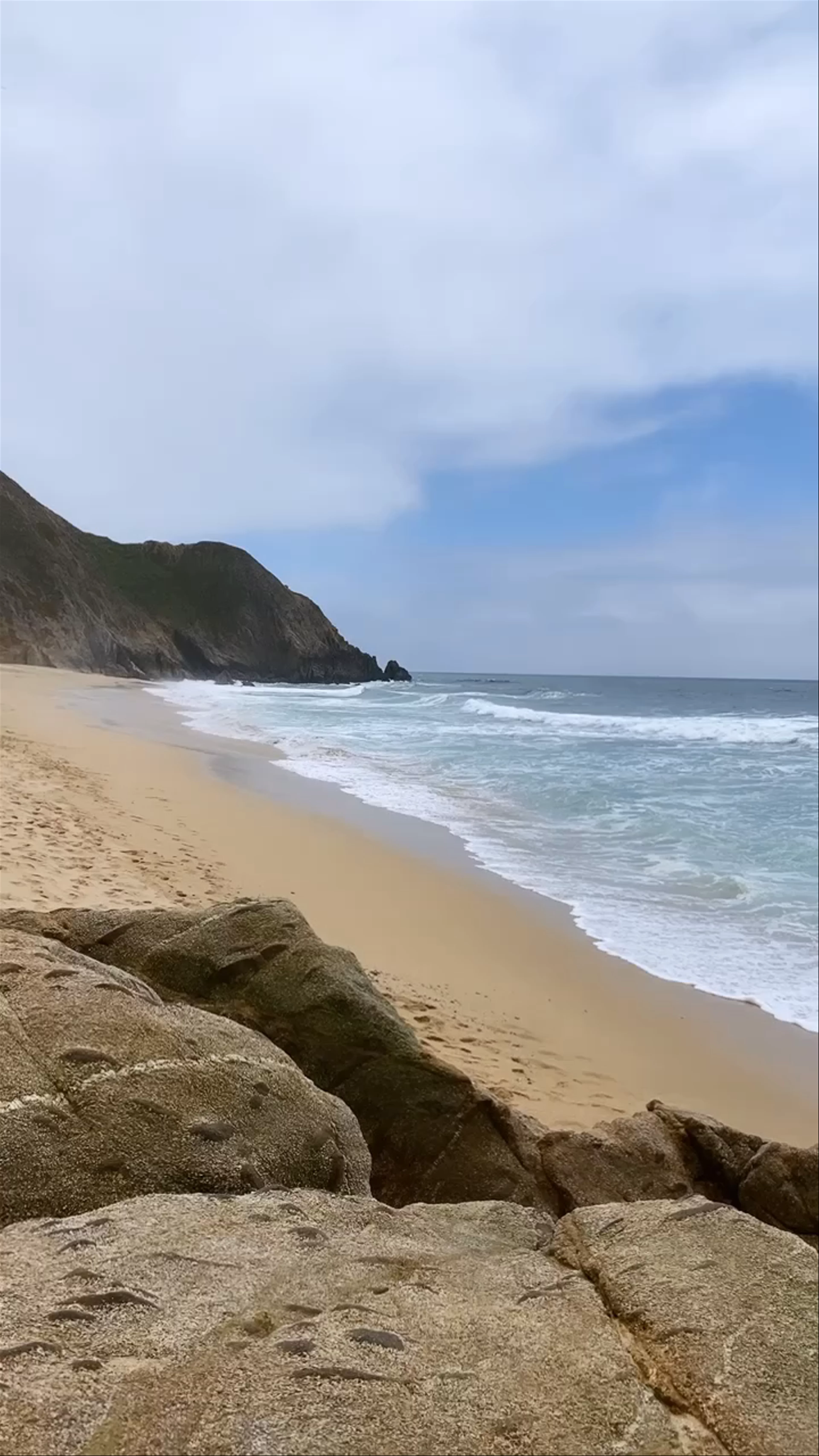 Gray Whale Cove State Beach