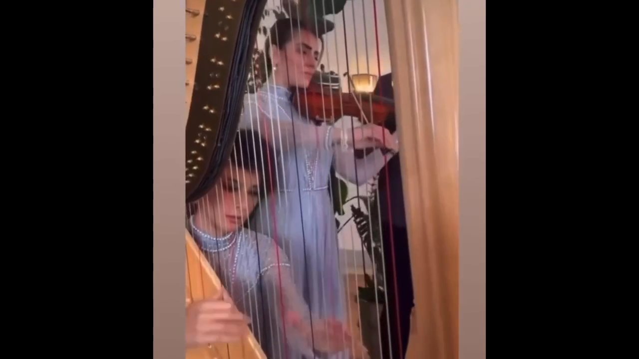 Annalisa Strings - With Harpist - video