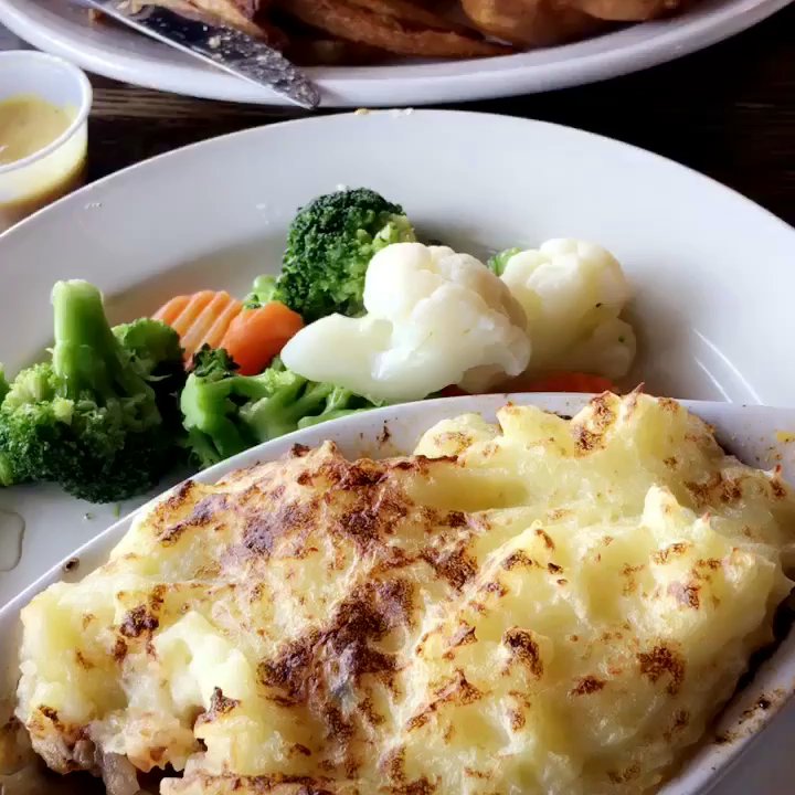 Maggie Miley's - Shepherds Pie and Fish ' n ' Chips - Irish Pub Near Me - Normal, Illinois