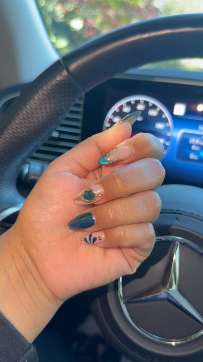 Q Nail Lounge - They do great job doing my nails in this salon! But,I love April she is really friendly&silly!I like that she doesn't turns me away!! - Nail Salons Near Me - Downey, California