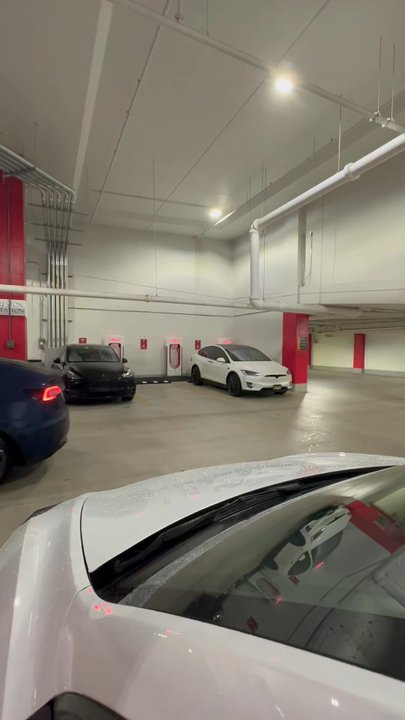 Tesla Supercharger - EV Charging Stations Near Me - Reston, Virginia