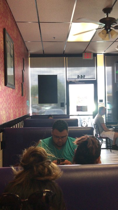 Asian Spice - Interior is nice is cafe-like. - Chinese Near Me - Tucson, Arizona