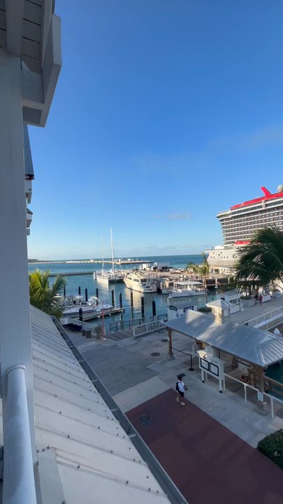 Opal Key Resort & Marina - Boat watching from the waterfront balcony Also fun to watch at night too :) - Hotels Near Me - Key West, Florida