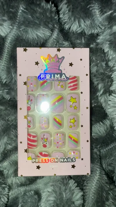 Prima Princessa Press-On Nails