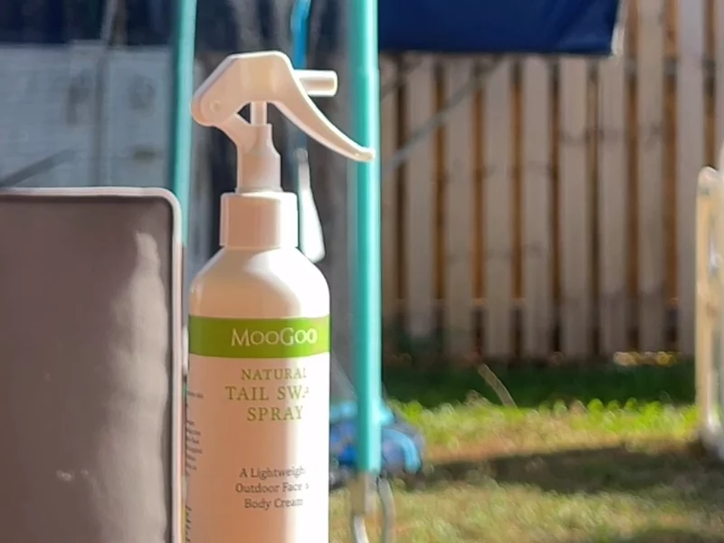 Moogoo Tail Swat Spray - Lifestyle UGC