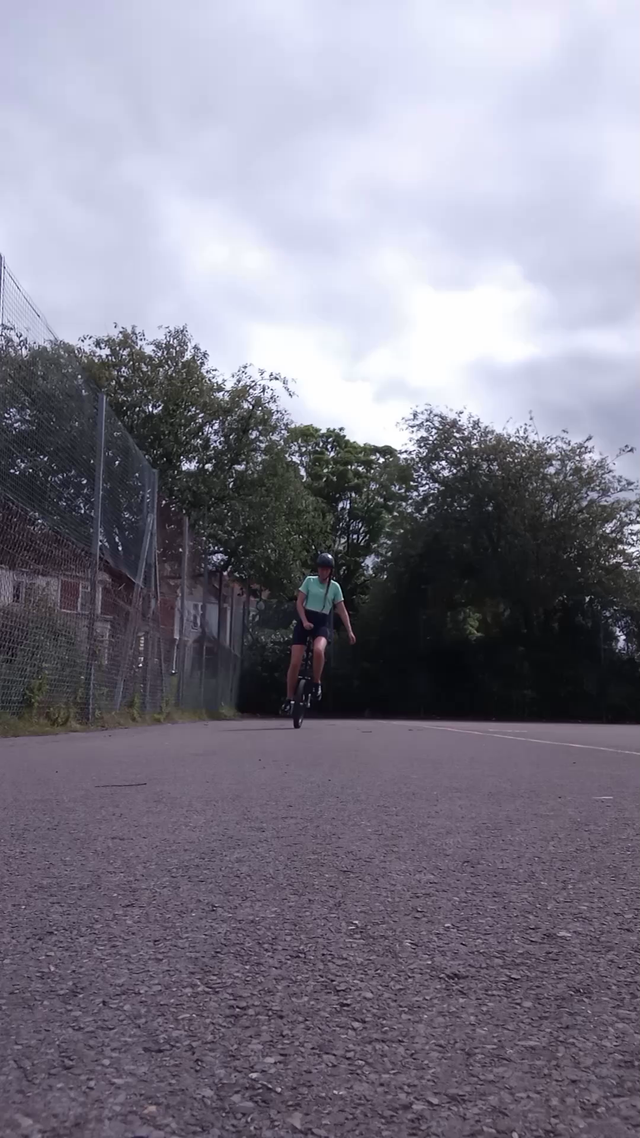 riu submission: 1 trick
