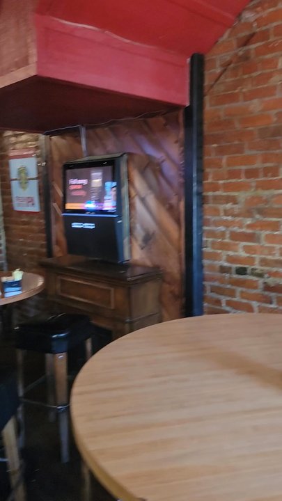 Rocco's Bar & Grill - Bar area - Bars Near Me - Colusa, California