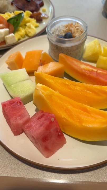 Cafe 410 - American Near Me - Honolulu, Hawaii