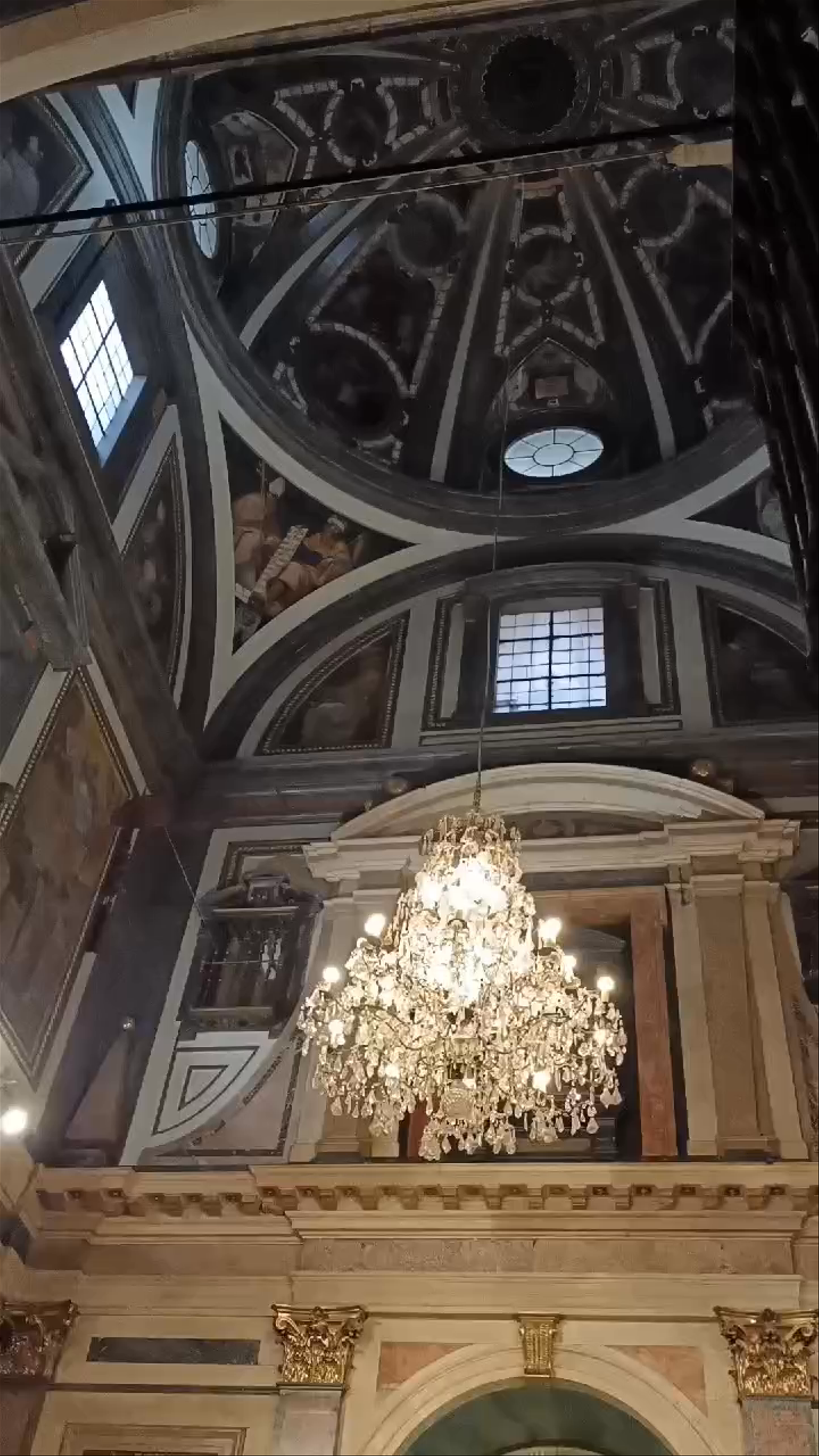 Interior Majesty of Catedral de Toledo: A Baroque Treasure in Spain