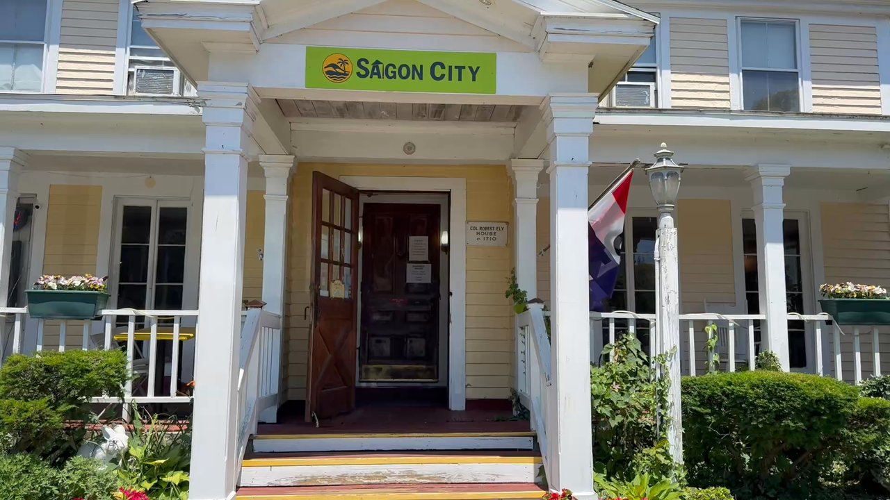 Saigon City - Storefront - Thai Near Me - Old Saybrook, Connecticut