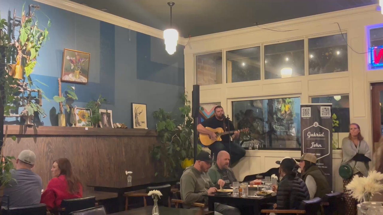 Blind Pig - Local musician- so talented!!! - Salad Near Me - Carlton, Oregon