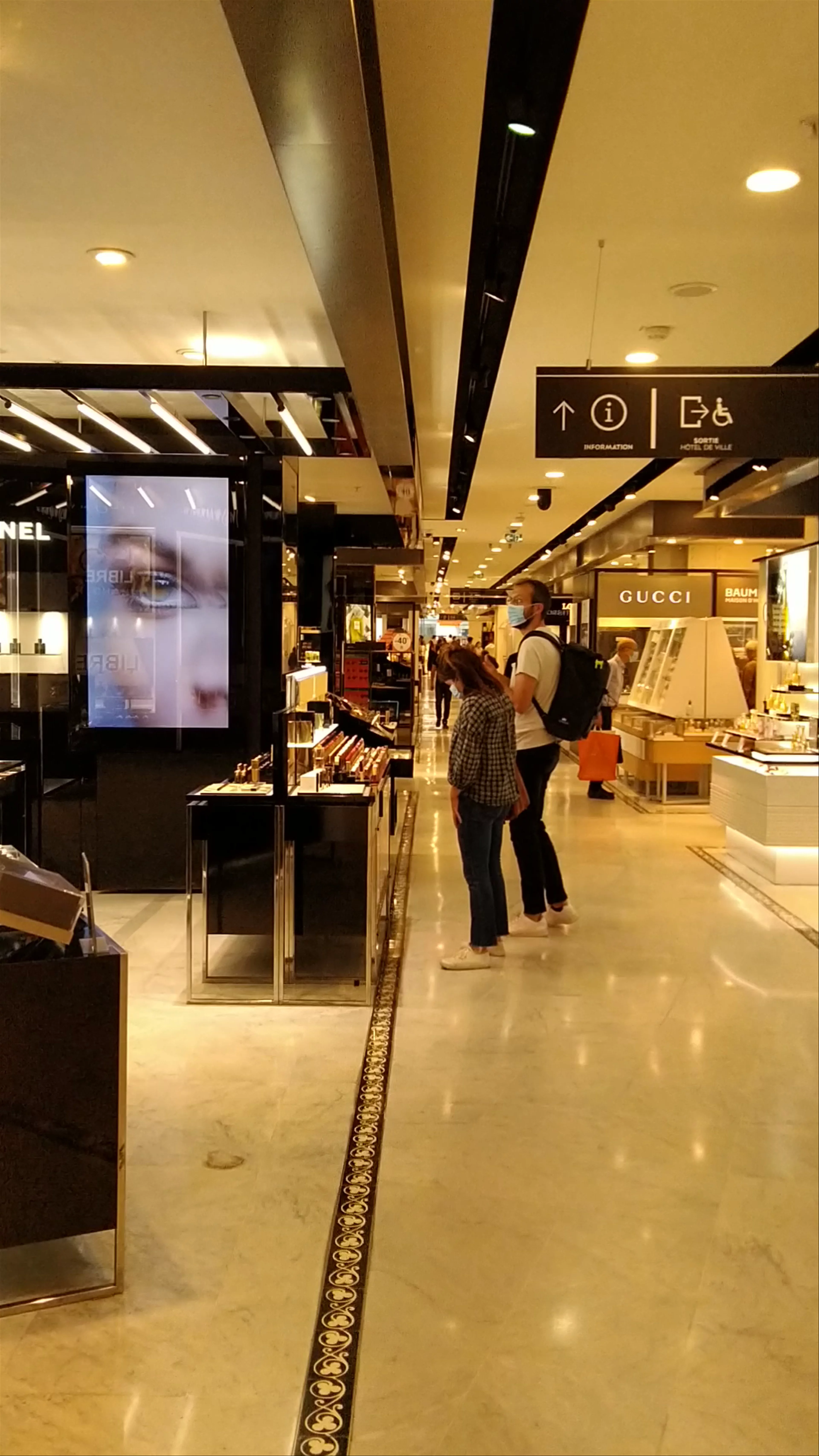 BHV MARAIS, Rue de Rivoli, Paris, France