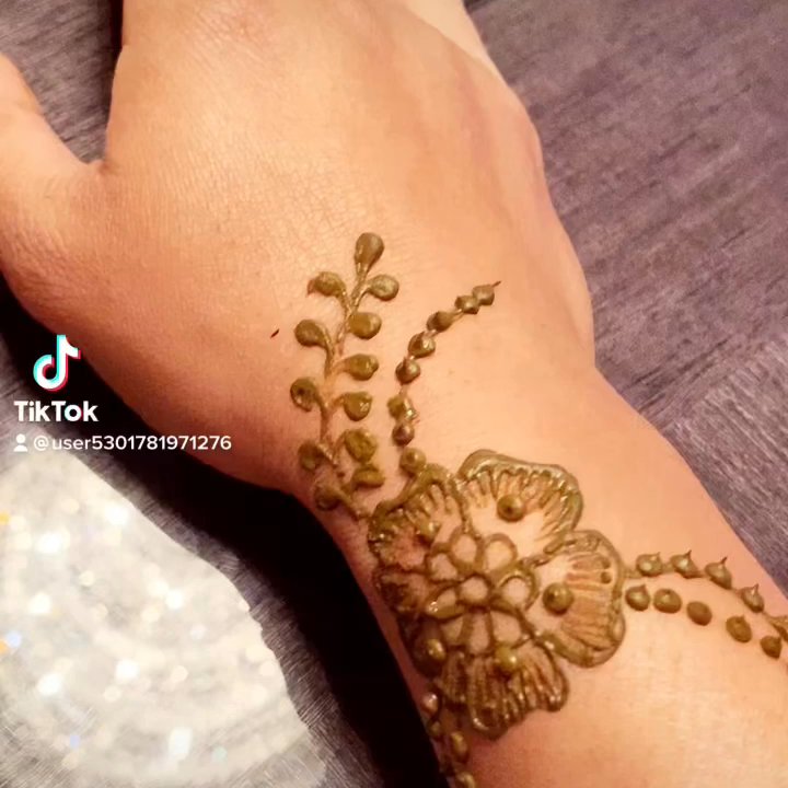 Twisted Eyebrow Threading Studio - Henna design love it - Henna Artists Near Me - Roseville, California