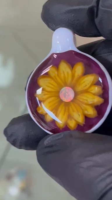 Preview pic of Chillery Bogart Sunflower Pendant #3