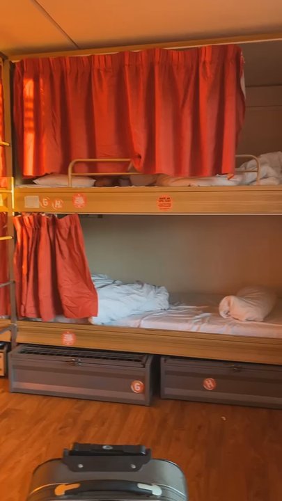Saint Christopher's Inns - Hostel room co-ed 12 people - Hostels Near Me - Paris, 75