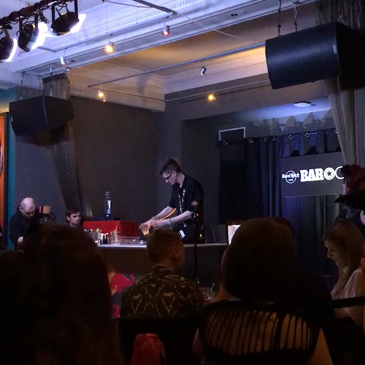 Hard Rock Cafe - Those skillz - American Near Me - Glasgow, GLG