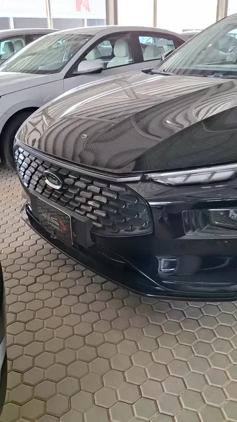 فورد تورس Trend 2023