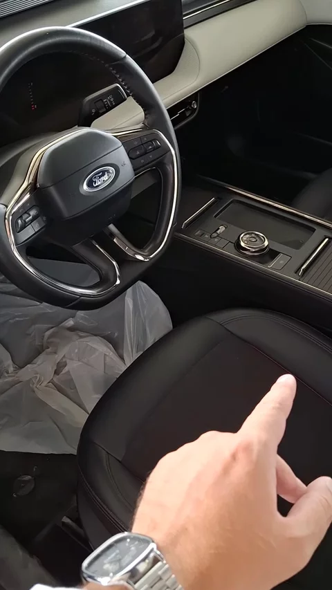 فورد تورس Trend 2023