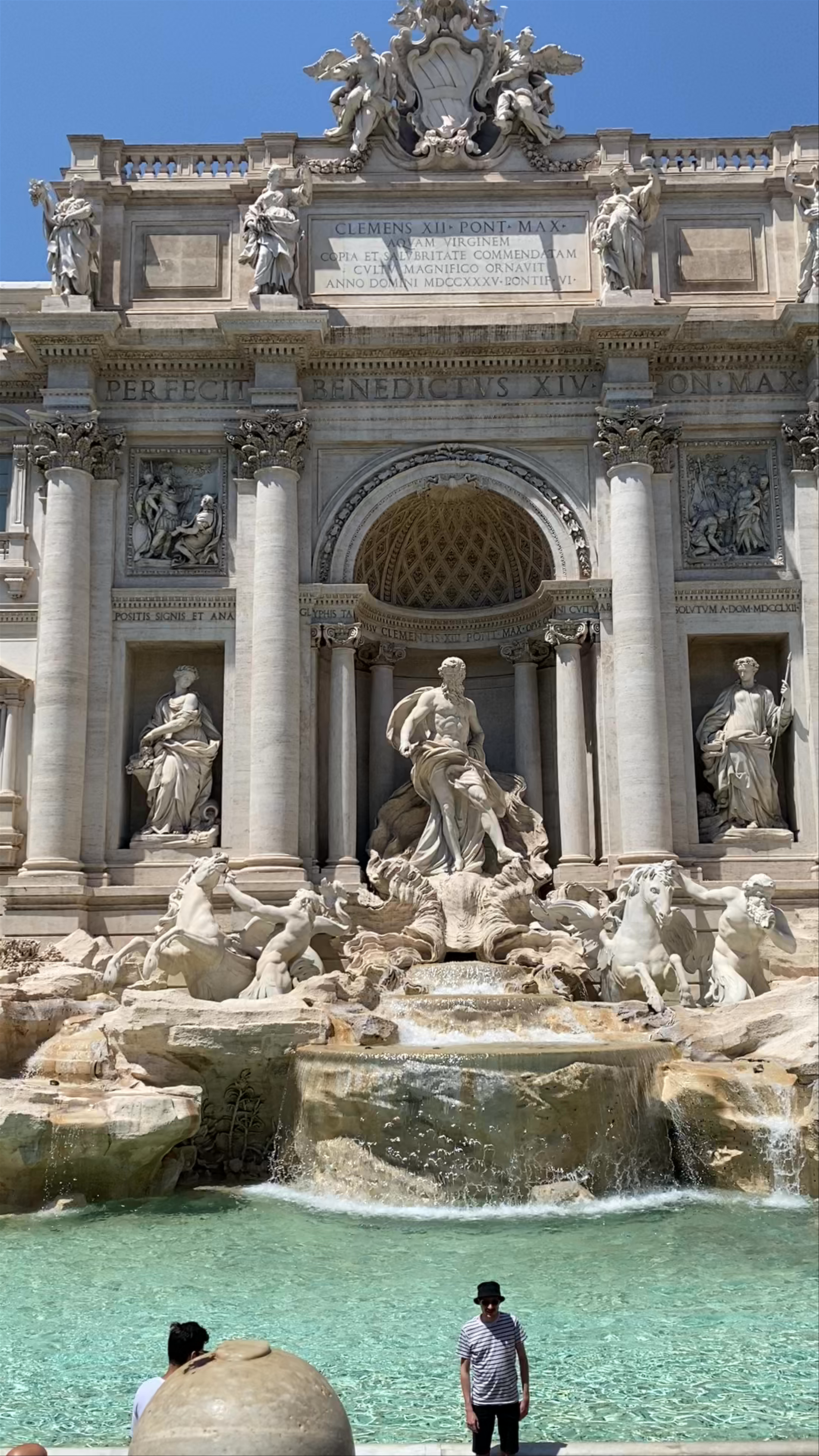 Trevi Fountain: Iconic Roman Masterpiece in the Heart of Rome