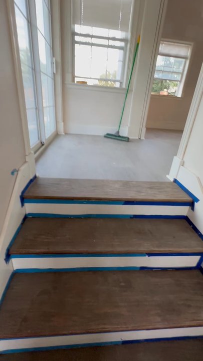 Dannys Handyman Services - full vinyl installation - Handyman Near Me