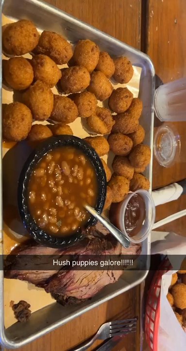 Little Richard's Barbeque - Barbeque Near Me - Clemmons, North Carolina