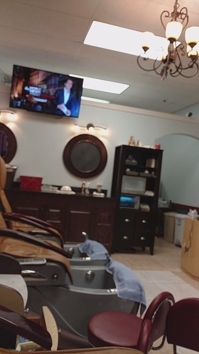 Pro Nails - It's just a nail salon. Lots of tvs. - Nail Salons Near Me - Ocala, Florida