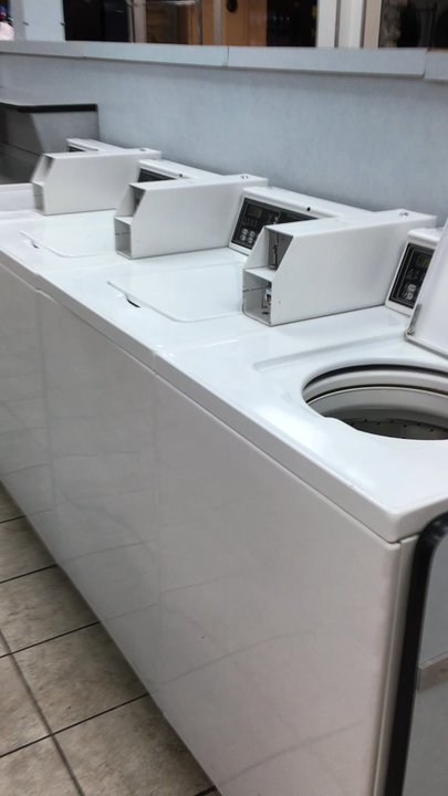  Happy Bubbles Laundry - Laundry Services Near Me - North Hollywood, California