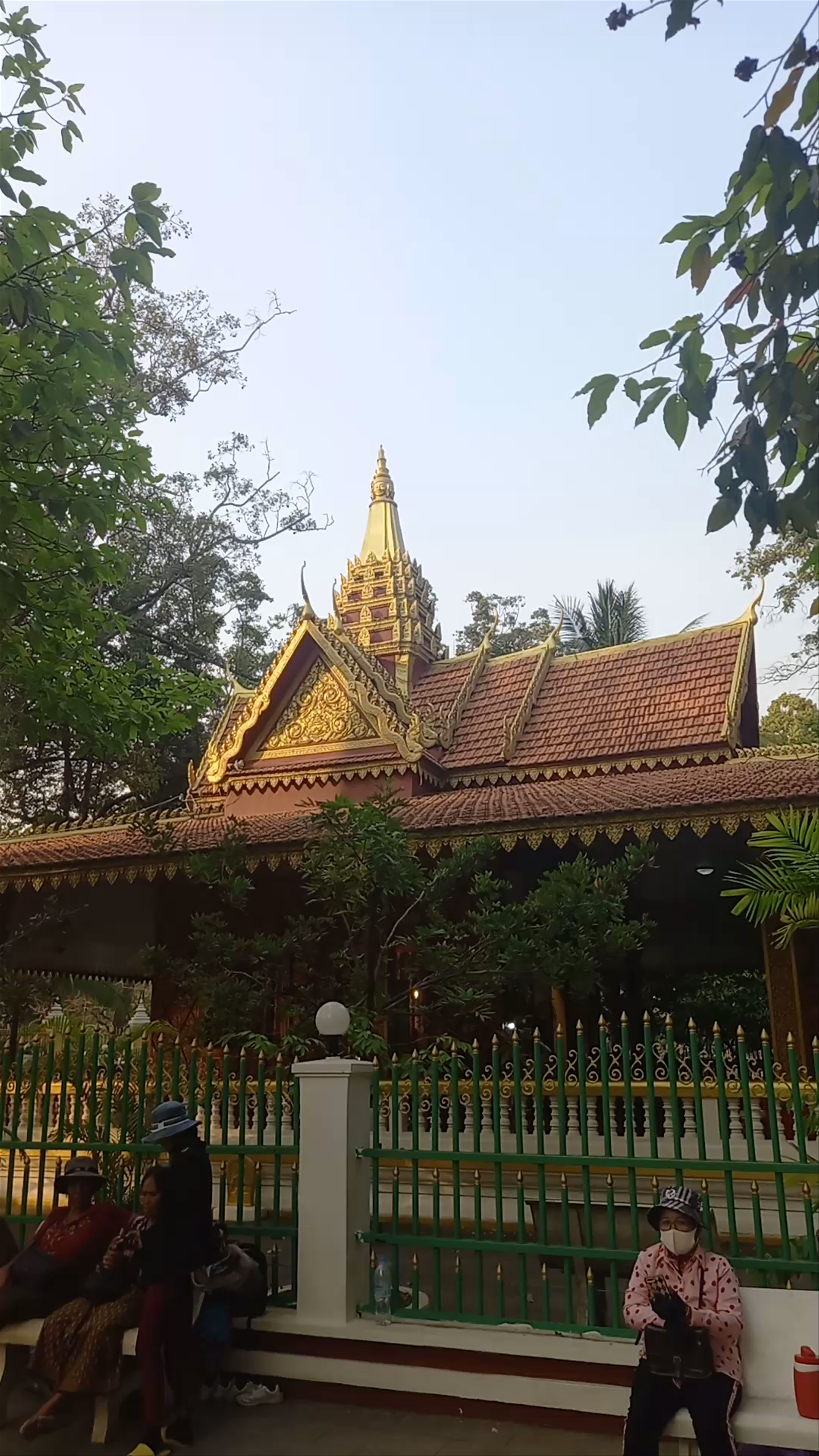 Preah Ang Chek Preah Ang Chorm Shrine