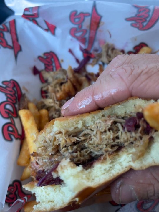 P Dubs Grille & Bar - Extremely oily - New American Near Me - Tehachapi, California