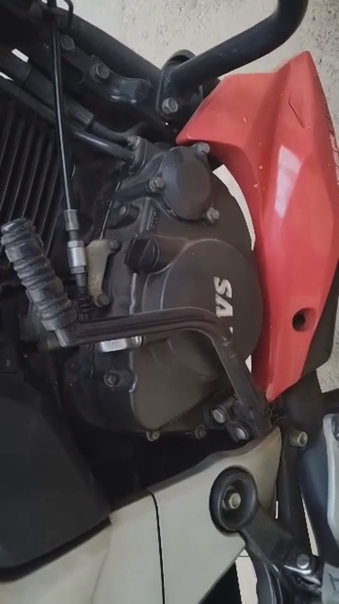 Walk-around video thumbnail