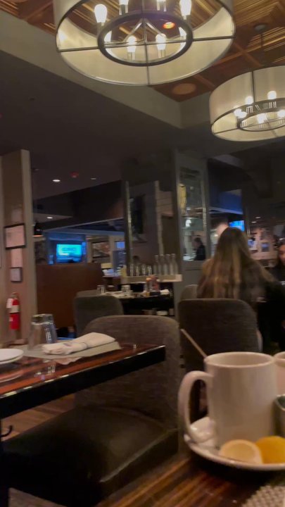 Roanoke - Interior - Cocktail Bars Near Me - Chicago, Illinois