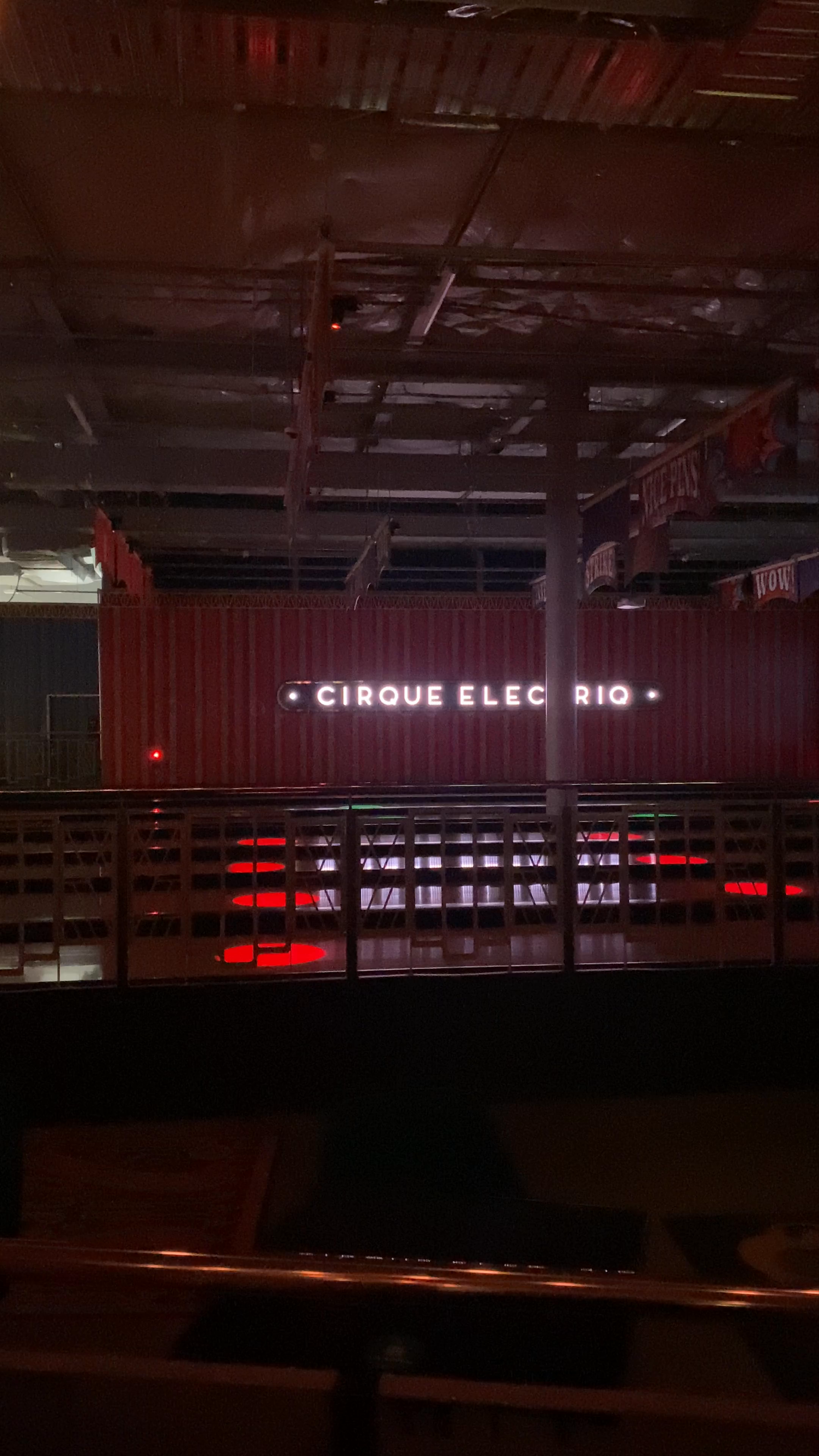 Archie Brothers Cirque Electriq