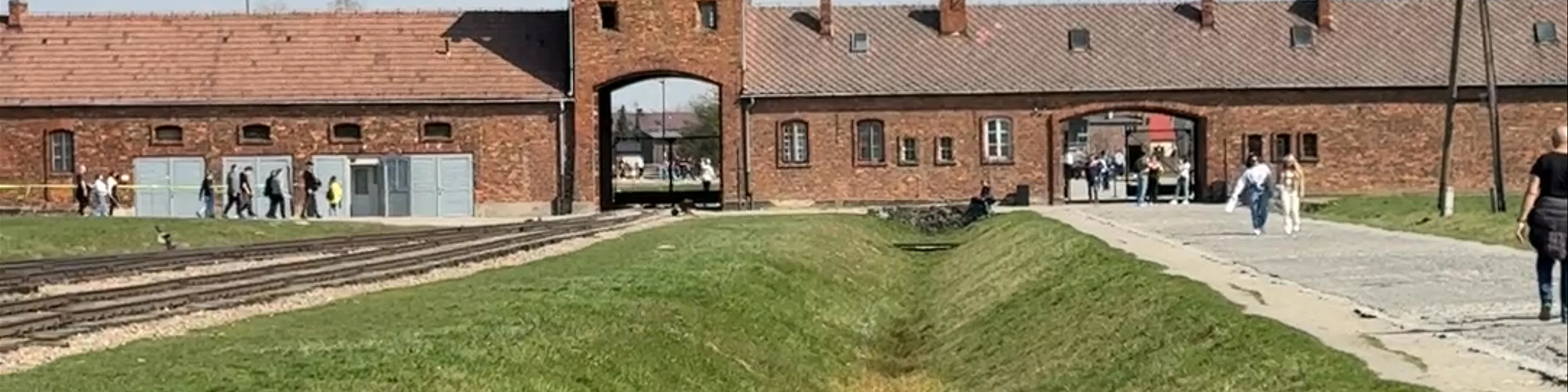 Auschwitz-Birkenau - "Judenrampe"
