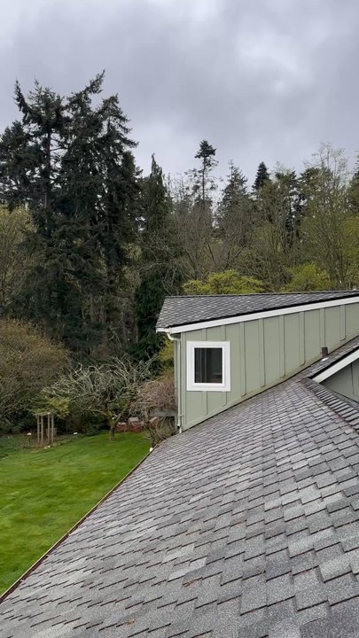 The Bluff on Whidbey - View in the morning - Bed & Breakfast Near Me - Oak Harbor, Washington