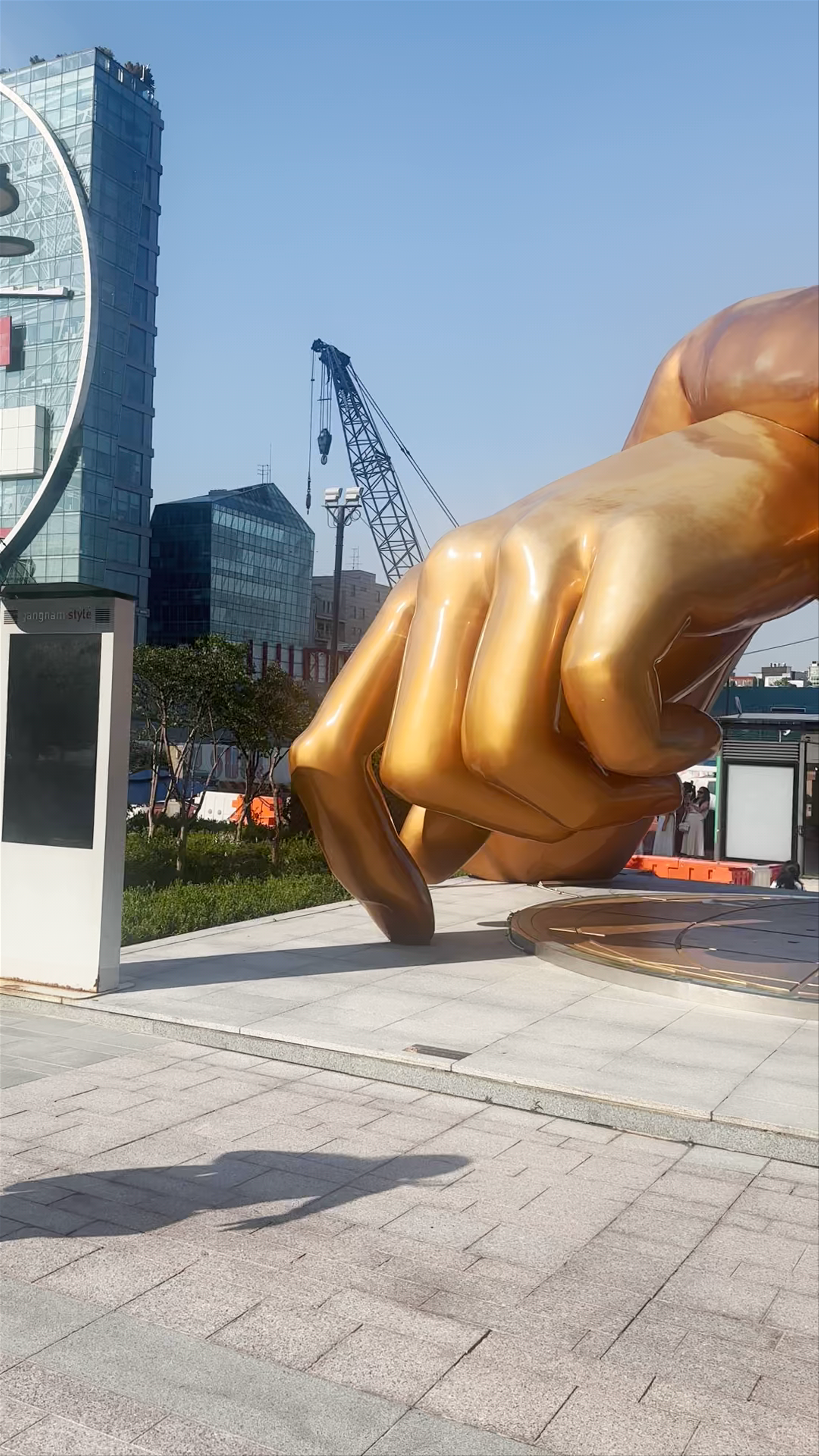 Gangnam Style Sculpture