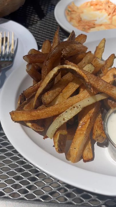 Zizi's Cafe - Mediterranean Near Me - Chicago, Illinois
