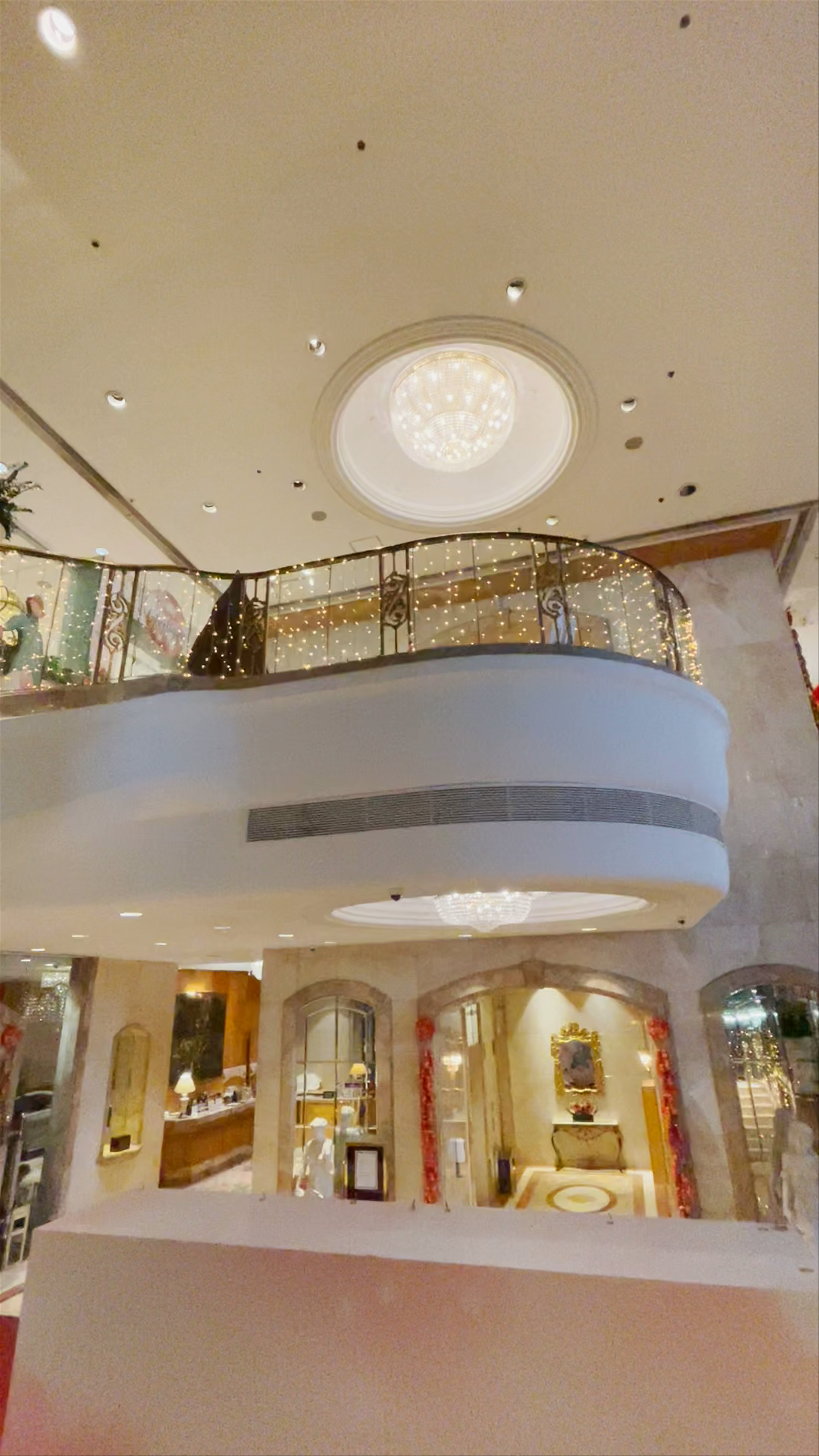 Cafe Rivoli at Regal Hongkong Hotel: Classic Elegance in Causeway Bay