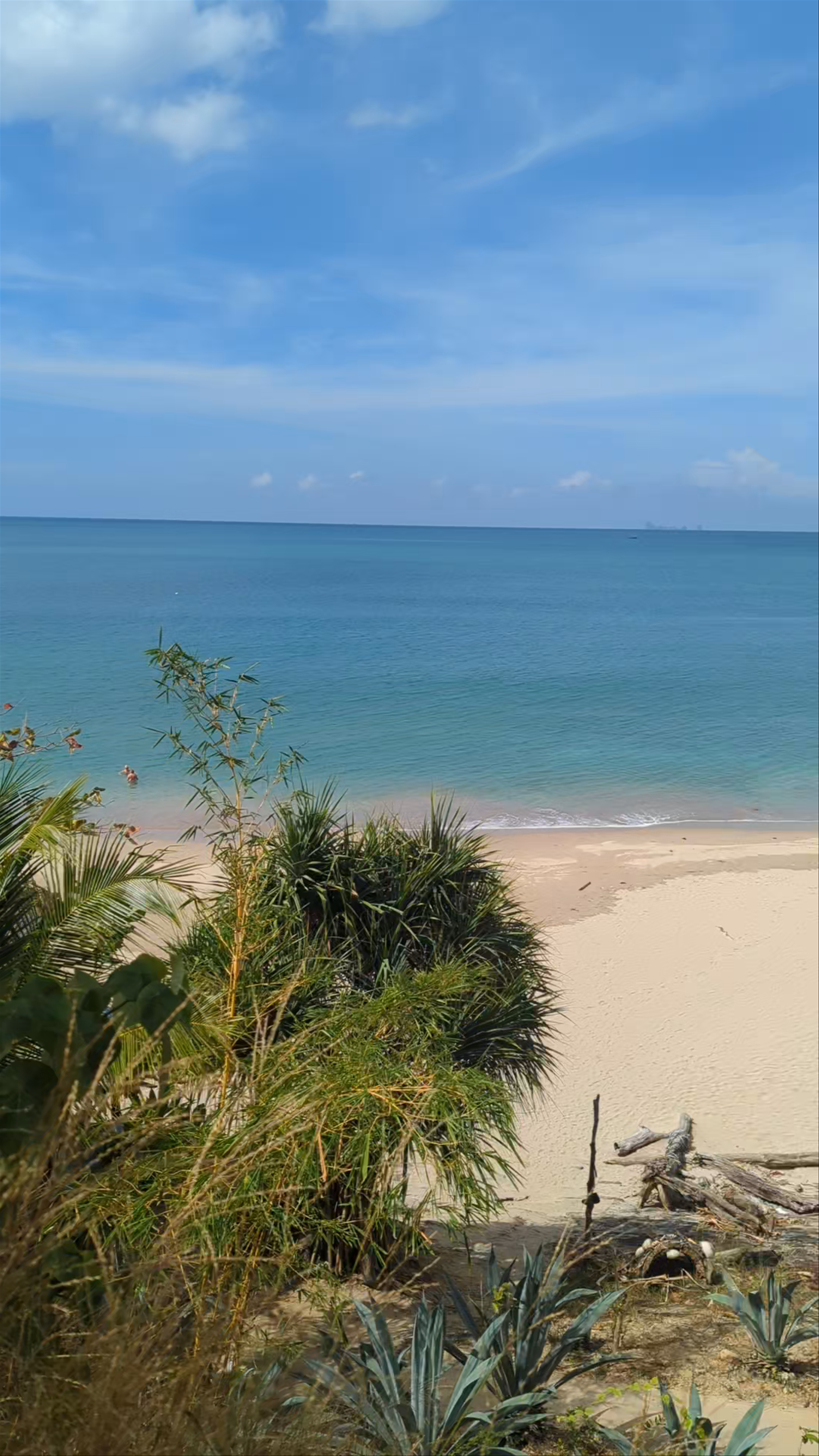 Nui Bay: Hidden Tropical Paradise on Ko Lanta Yai, Thailand