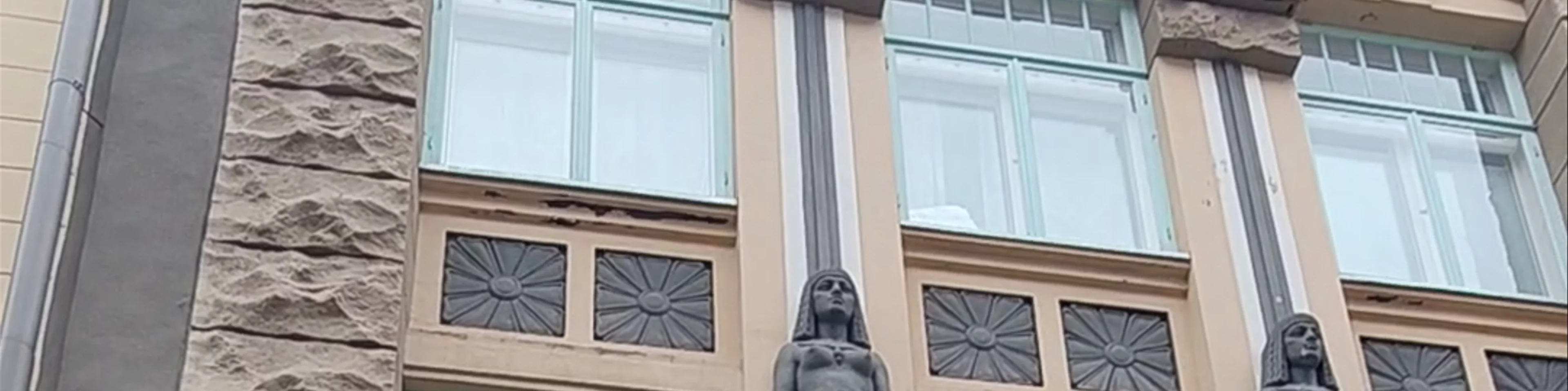 Draakon Gallery