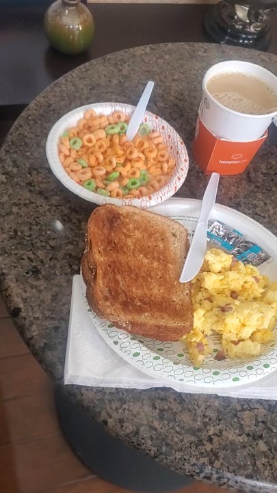 Hampton Inn & Suites Buffalo - Video of breakfast in Buffalo - Hotels Near Me - Buffalo, Texas