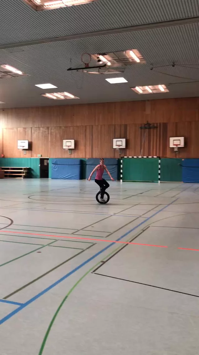 riu set: Jump Roll