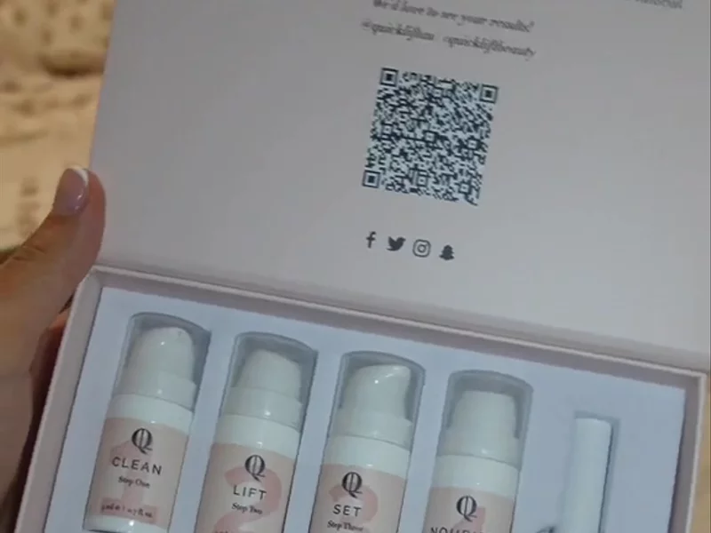 Eyelash Kit