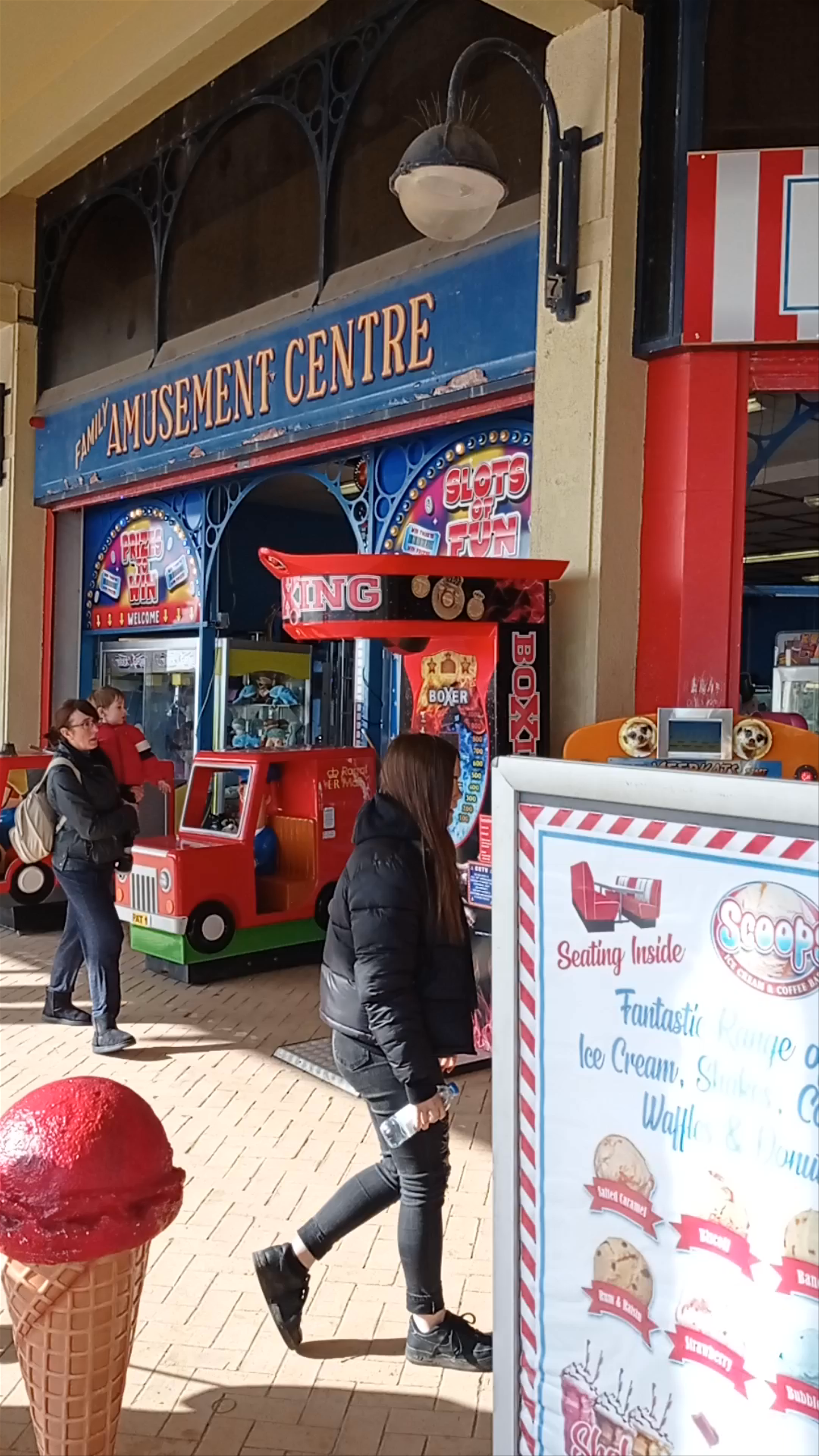 Nessa's Slots Barry Island