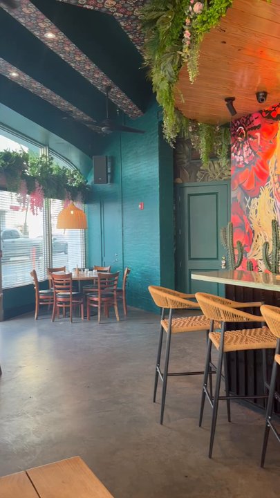 Sunny’s - French Near Me - Miami Beach, Florida