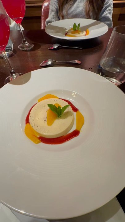 Il Piatto - Vanilla panna cotta - Italian Near Me - Washington, DC, District of Columbia