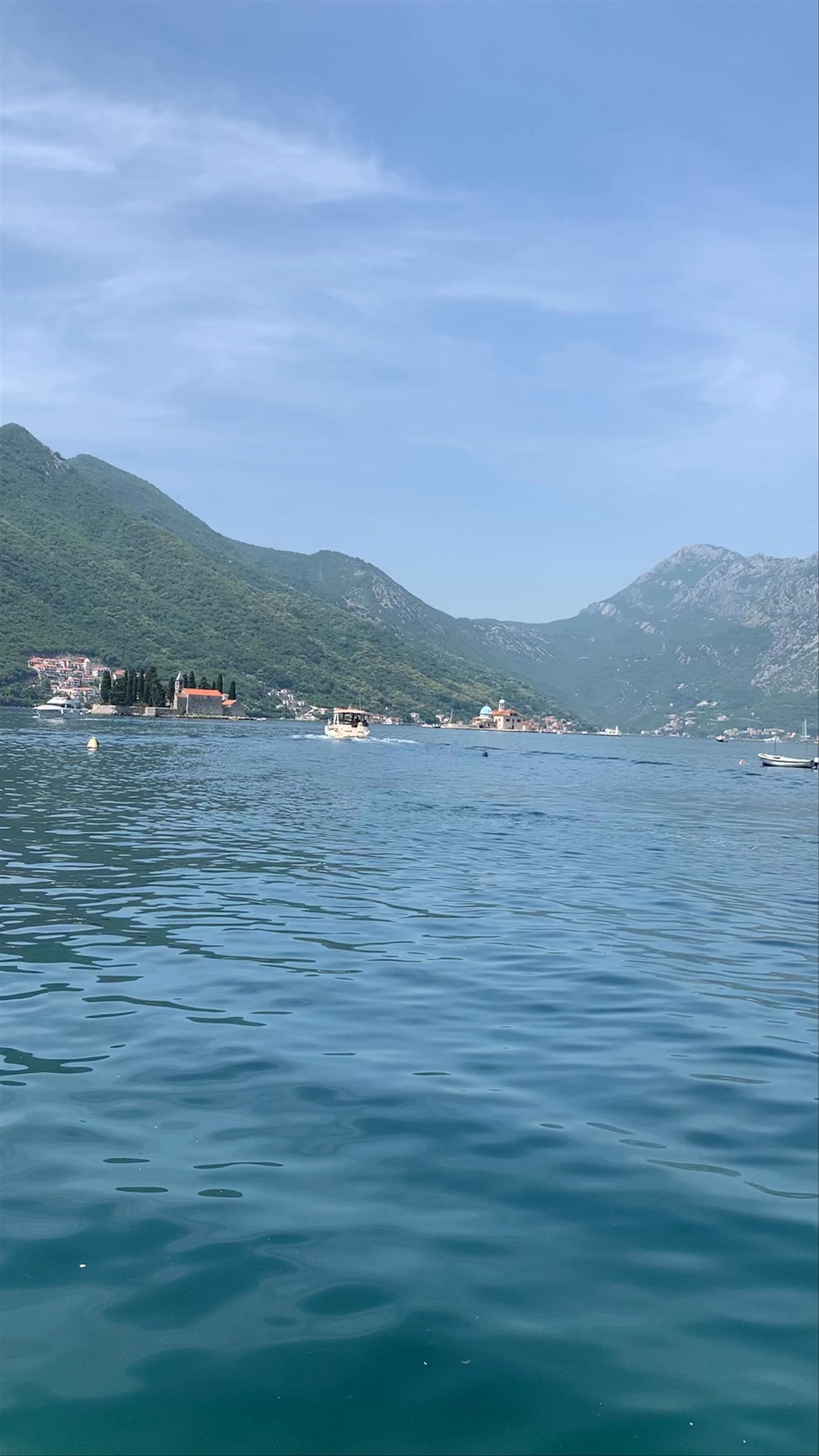 Armonia, Perast