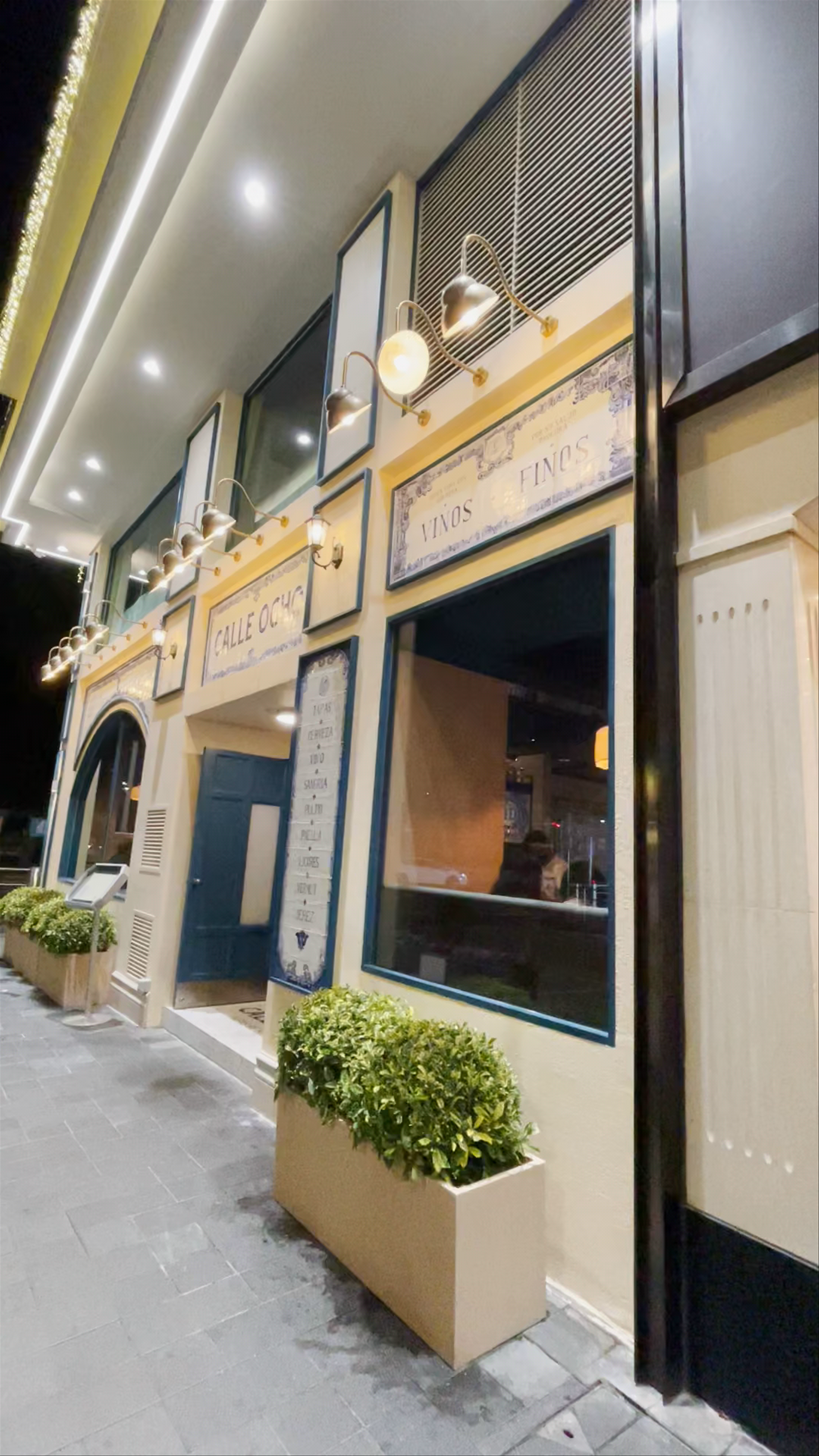 Calle Ocho: Vibrant Nightlife and Authentic Spanish Flavors in Causeway Bay, Hong Kong