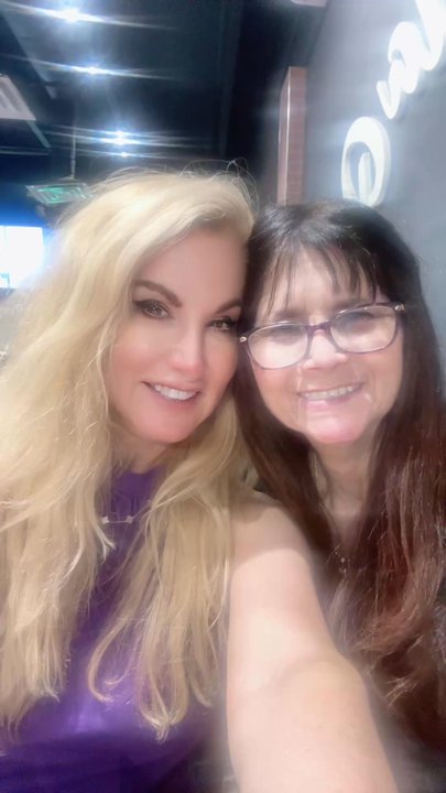 Pita Plus - Friends meetup! - Mediterranean Near Me - Dania Beach, Florida