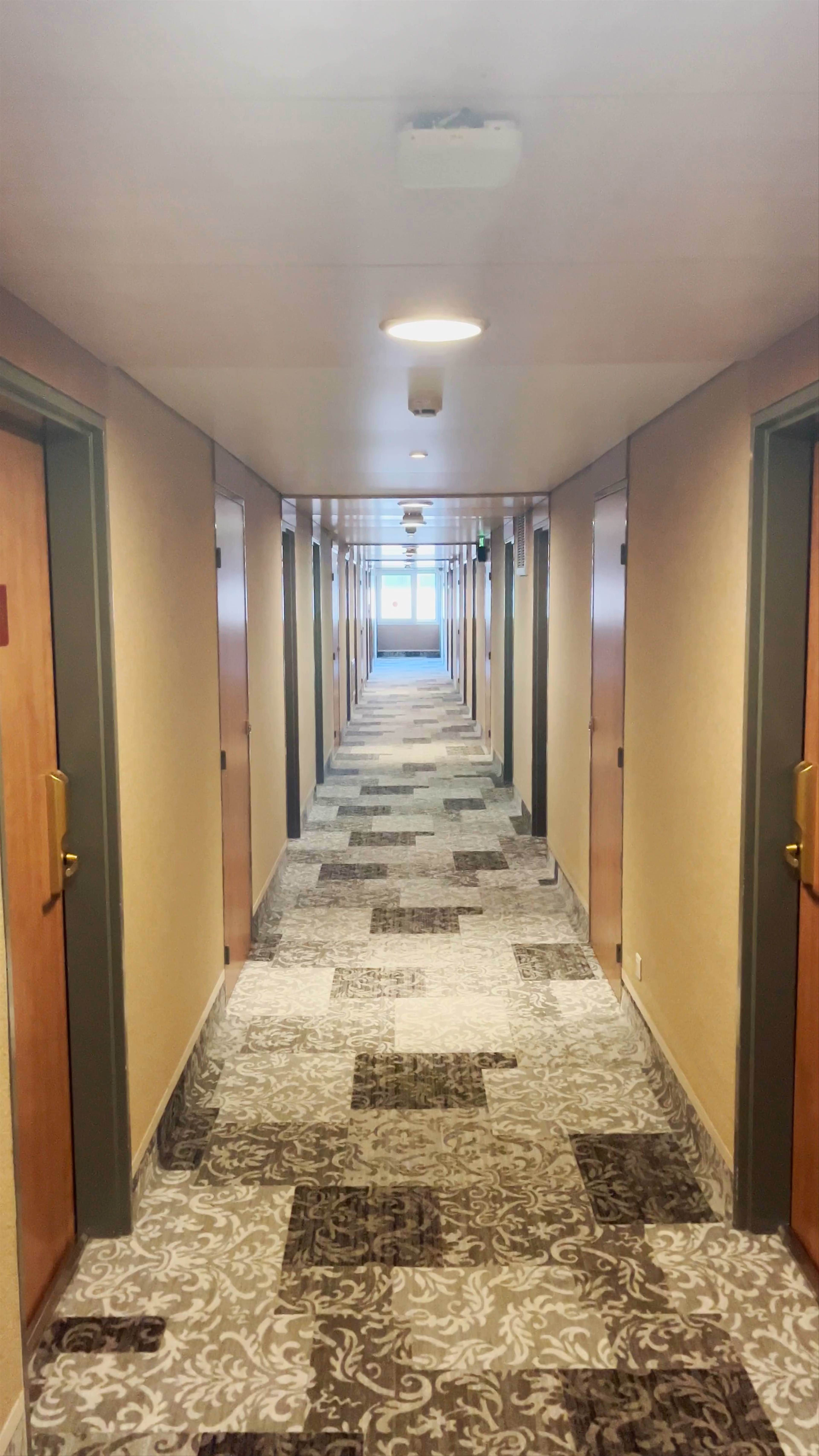Interior Corridor Tour of Hôtel Le M & SPA, Mérignac, France